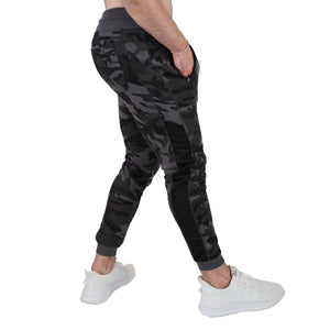 STRIPED ACCENT JOGGERS